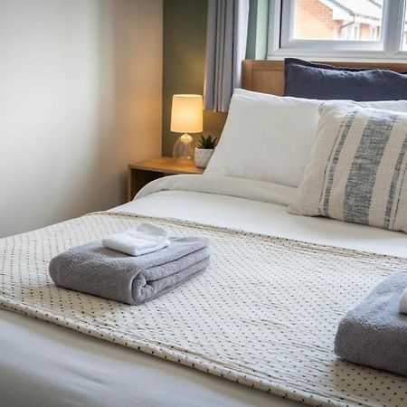 Homely And Stylish Bermondsey Apartment With Parking Лондон Экстерьер фото