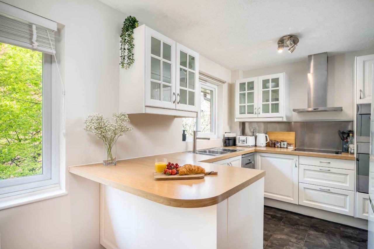 Homely And Stylish Bermondsey Apartment With Parking Лондон Экстерьер фото