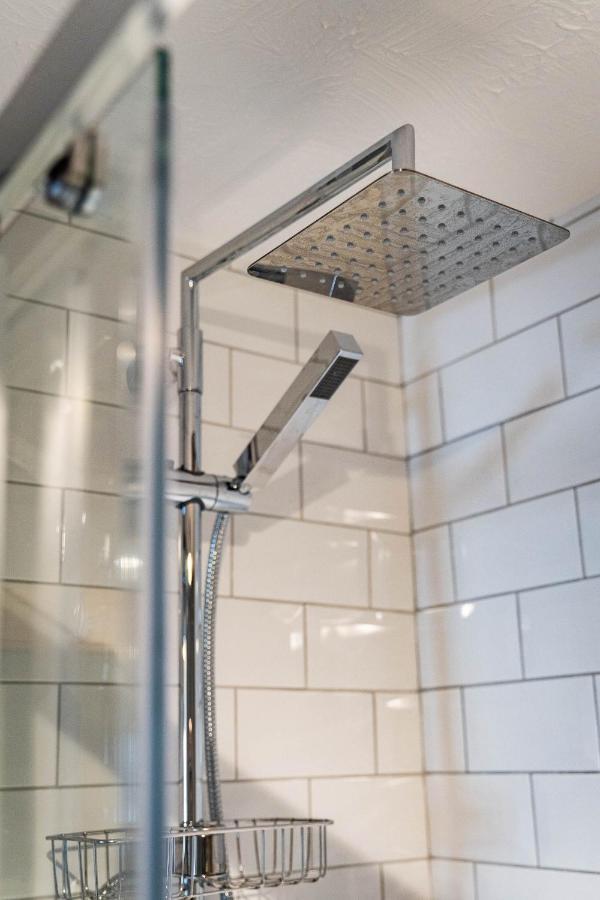 Homely And Stylish Bermondsey Apartment With Parking Лондон Экстерьер фото